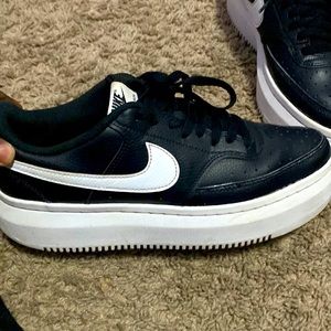 Nike Court Vision Alta